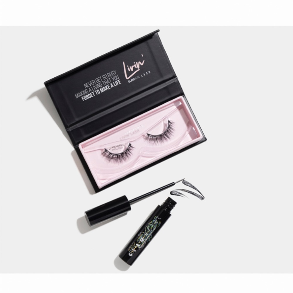 GLAMNETIC 
LIVIN’ LASHES (MAGNETIC) & FULL SIZE LIQUID MAGNETIC EYELINER
NEW - Picture 2 of 4
